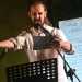I "poetry slam": competizioni in cui dei poeti si sfidano recitando i propri versi, non limitandosi per a declamarli, ma dando particolare importanza al ritmo della recitazione e alla teatralit dei movimenti del corpo (foto di Giuseppe Aresu)